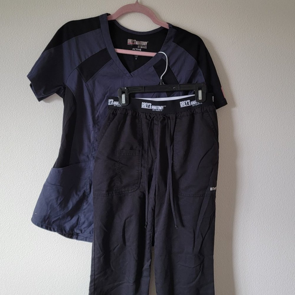 Grey's Anatomy Active scrub set